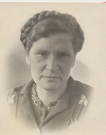 Левина (Юрьева) Надежда Романовна - хетагуровка 1956 г.